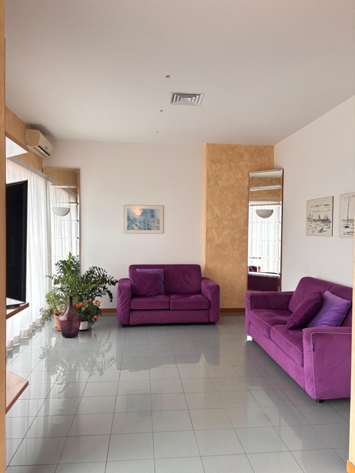 Hotel Crocenzi Сан Марино Екстериор снимка